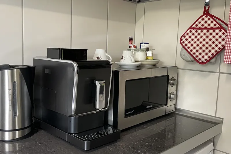 Kitchenette with coffee machine